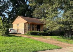 Pre-foreclosure in  E MALLORY AVE Memphis, TN 38117
