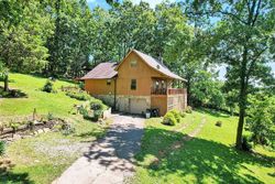 Pre-foreclosure in  HEAD OF CREEK RD Sweetwater, TN 37874