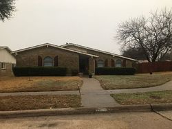 Pre-foreclosure in  LITTLE CANYON RD Dallas, TX 75249