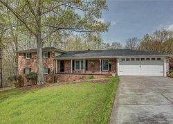 Pre-foreclosure in  BINWHE LN Gastonia, NC 28052