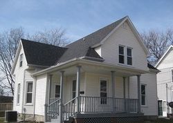 Pre-foreclosure in  S EAST ST Bloomington, IL 61701