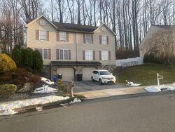  Huron Dr, Reading PA