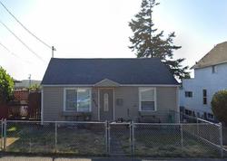 Pre-foreclosure Listing in MEADE ST NORTH BEND, OR 97459