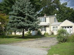 Pre-foreclosure in  VILLAGE RD Pompton Plains, NJ 07444