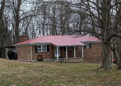 Pre-foreclosure in  IVY HILL RD Hillsboro, OH 45133