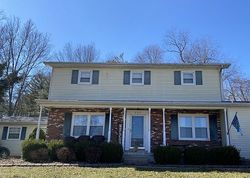 Pre-foreclosure Listing in MAPLE DR GALLIPOLIS, OH 45631