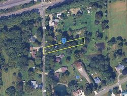 Pre-foreclosure in  WOOD RD Madison, OH 44057