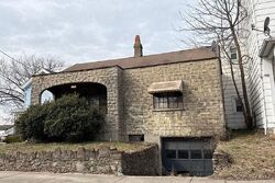 Pre-foreclosure in  LAWRENCE ST Cincinnati, OH 45217