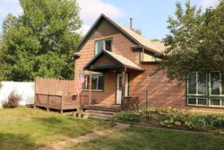 Pre-foreclosure in  11TH AVE NE Minot, ND 58703