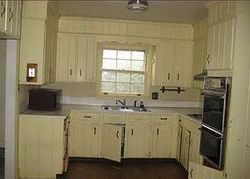 Pre-foreclosure in  SUDBURY RD Charlotte, NC 28205