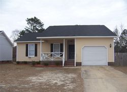 Pre-foreclosure in  LUBBOCK DR Hope Mills, NC 28348