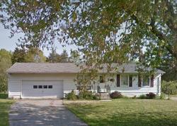 Pre-foreclosure in  CRUM ELBOW DR Hyde Park, NY 12538