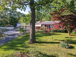 Pre-foreclosure Listing in CHESTERFIELD ARNEYTOWN RD WRIGHTSTOWN, NJ 08562