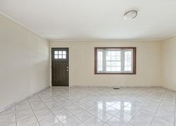  Elderberry Ln, Willingboro NJ