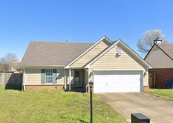 Pre-foreclosure in  FOXHALL DR Horn Lake, MS 38637