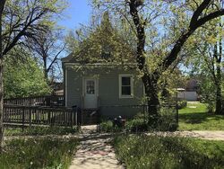 Pre-foreclosure in  N AVERS AVE Chicago, IL 60624