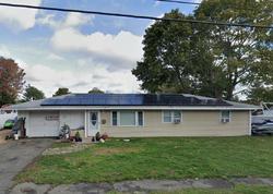 Pre-foreclosure in  RADCLIFFE RD Beverly, MA 01915