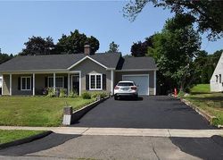 Pre-foreclosure in  MAPLESIDE DR Wethersfield, CT 06109