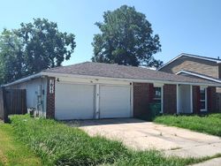 Pre-foreclosure in  LIRO LN Harvey, LA 70058