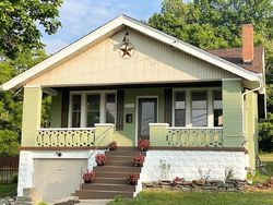 Pre-foreclosure in  MADISON AVE Latonia, KY 41015