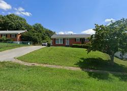 Pre-foreclosure in  LYNDON LN Radcliff, KY 40160