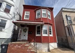  Highland Ave, Newark NJ