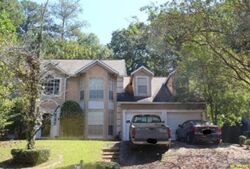 Pre-foreclosure in  LONE OAK TRCE Lithonia, GA 30058