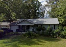 Pre-foreclosure in  VALLEY VIEW DR Powder Springs, GA 30127