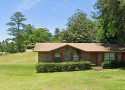 Pre-foreclosure in  CIRCLE DR Quincy, FL 32351