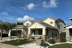 Pre-foreclosure in  LAMPREY DR Elk Grove, CA 95624