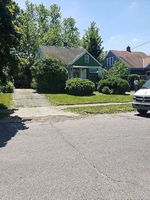 Pre-foreclosure in  EDGEWOOD AVE Cleveland, OH 44128