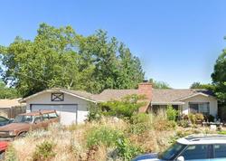 Pre-foreclosure in  KERMIT LN Fair Oaks, CA 95628