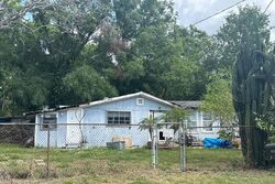 Pre-foreclosure in  E 23RD AVE Tampa, FL 33619