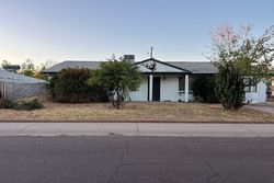 Pre-foreclosure in  W GREENBRIAR DR Phoenix, AZ 85023