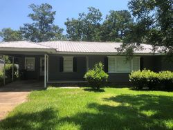 Pre-foreclosure in  DUSY ST Dothan, AL 36301
