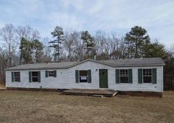 Pre-foreclosure in  BUCKHORN RD Clarkesville, GA 30523