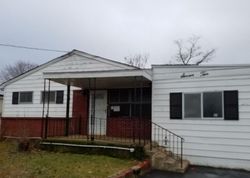 Pre-foreclosure in  SMITH LN Mount Holly, NJ 08060
