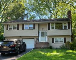 Pre-foreclosure Listing in CARTER ST NORWOOD, NJ 07648