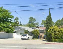 Pre-foreclosure in  CENTER AVE Martinez, CA 94553