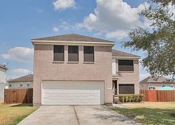 Pre-foreclosure in  CASCADE HOUSE DR Humble, TX 77396