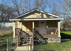 Pre-foreclosure in  N FERGUSON ST Lancaster, SC 29720