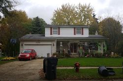 Pre-foreclosure in  ANVIL DR Troy, MI 48083