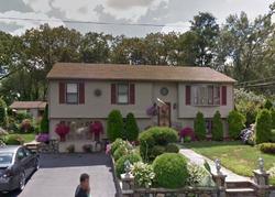 Pre-foreclosure in  ARDWAY AVE Warwick, RI 02889
