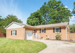 Pre-foreclosure in  ARDEN DR Newport News, VA 23601