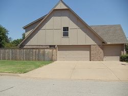 Pre-foreclosure in  S JOPLIN AVE Tulsa, OK 74137