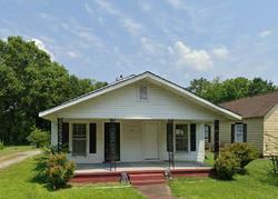 Pre-foreclosure in  CLAYTON ST Jackson, TN 38301