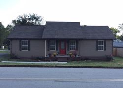Pre-foreclosure in  COLLEGE ST Hartsville, TN 37074