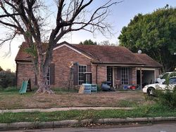 Pre-foreclosure in  HIGHLAWN TER Fort Worth, TX 76133