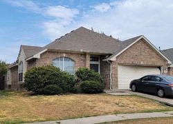 Pre-foreclosure in  KINROSS DR Arlington, TX 76002