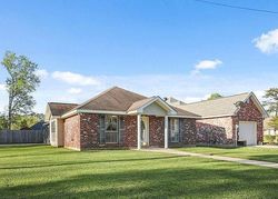 Pre-foreclosure in  GAYLE RD Ponchatoula, LA 70454